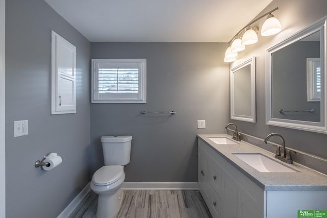 379 Kenmore Avenue, Council Bluffs, IA 51503