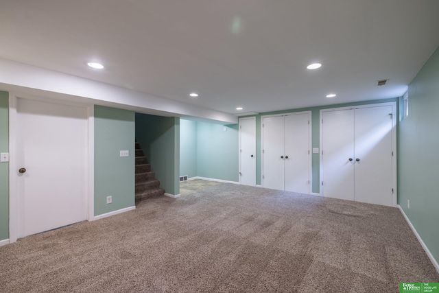 379 Kenmore Avenue, Council Bluffs, IA 51503