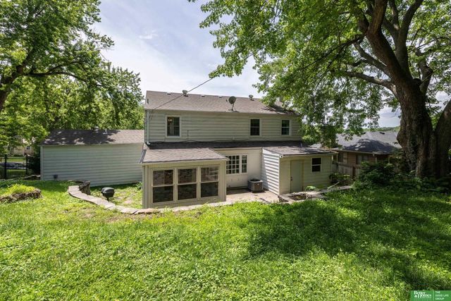 379 Kenmore Avenue, Council Bluffs, IA 51503