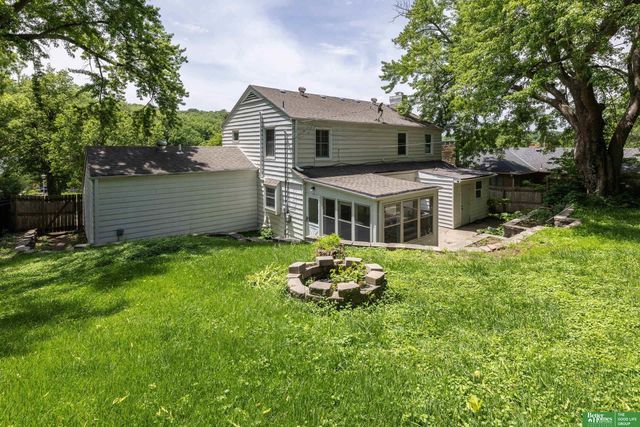 379 Kenmore Avenue, Council Bluffs, IA 51503