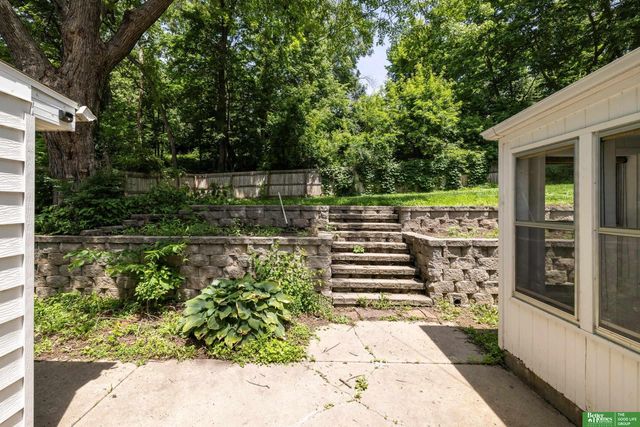 379 Kenmore Avenue, Council Bluffs, IA 51503