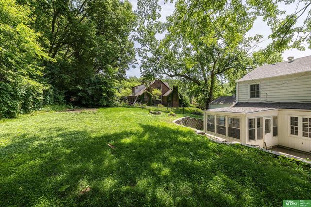 379 Kenmore Avenue, Council Bluffs, IA 51503