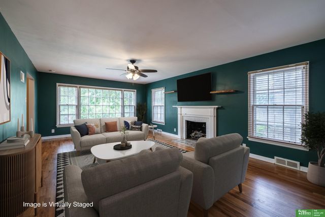 379 Kenmore Avenue, Council Bluffs, IA 51503