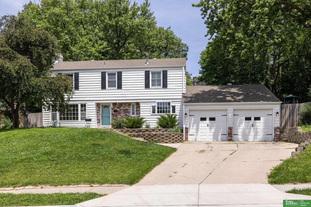 379 Kenmore Avenue, Council Bluffs, IA 51503