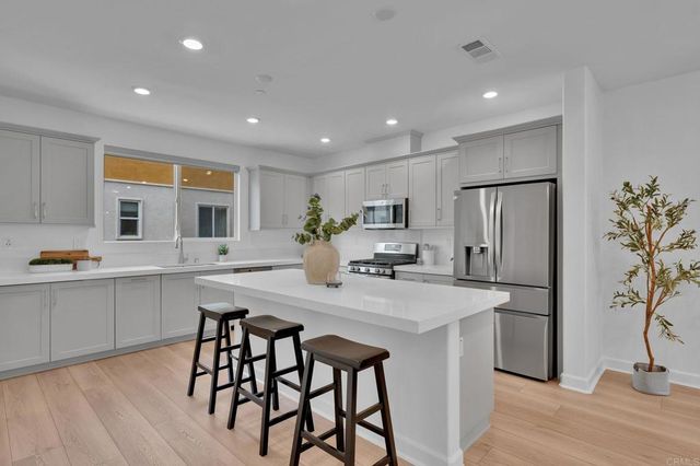 1952 Pavilion Lane, Chula Vista, CA 91915