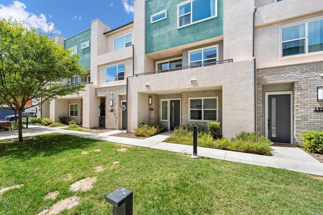 1952 Pavilion Lane, Chula Vista, CA 91915