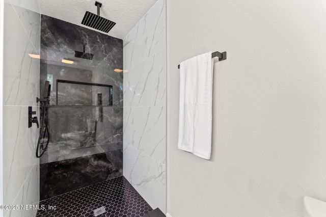 5391 ROYCE Avenue, Jacksonville, FL 32205