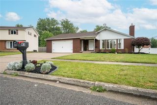 45 Pinewood Drive, West Seneca, NY 14224