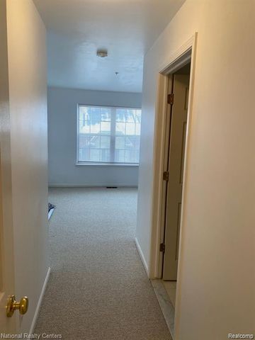 39431 Springwater Drive, Northville, MI 48168