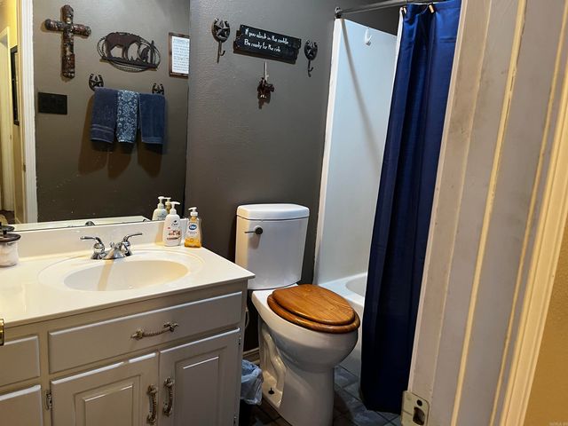 17 War Eagle Drive, Cabot, AR 72023