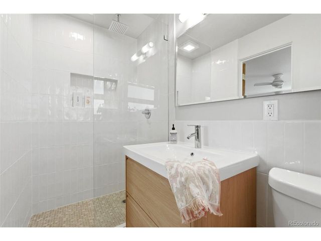 8935 W 4th Ave, Lakewood, CO 80226