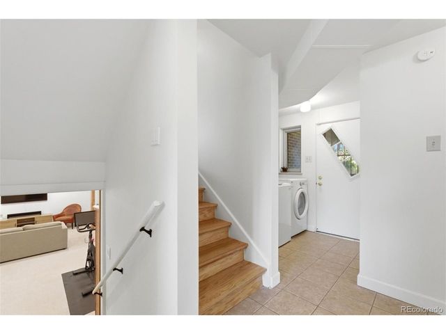 8935 W 4th Ave, Lakewood, CO 80226