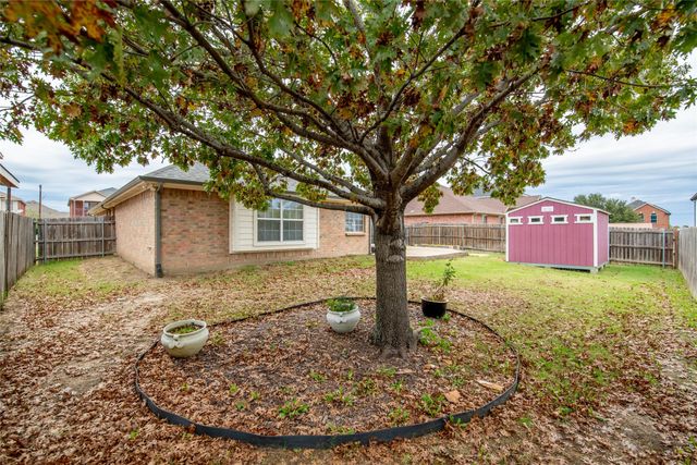 1302 Red Deer Way, Arlington, TX 76002