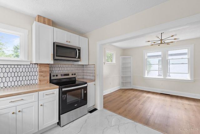 1802 Sundale Avenue, North College Hill, OH 45239