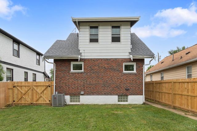 1802 Sundale Avenue, North College Hill, OH 45239