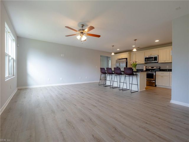 1356 Chanelka RD, Norfolk, VA 23503