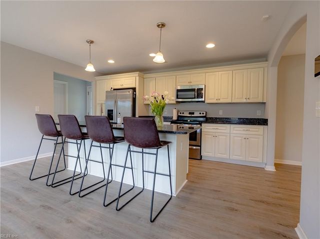 1356 Chanelka RD, Norfolk, VA 23503