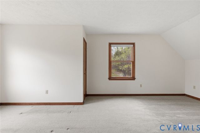 392 Rock Creek Ln, Dillwyn, VA 23936