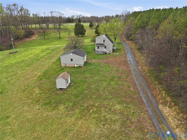 392 Rock Creek Ln, Dillwyn, VA 23936