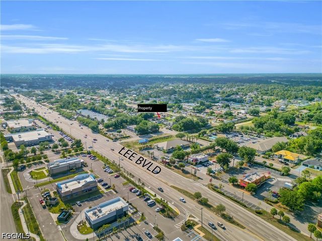 2804 5th ST W, Lehigh Acres, FL 33971
