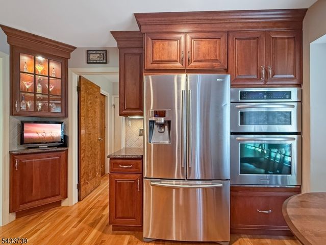 7 Vultee Dr, Florham Park Boro, NJ 07932