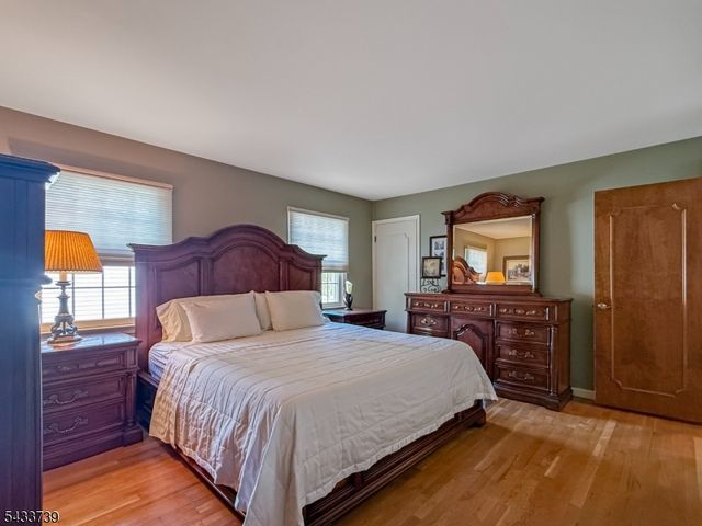 7 Vultee Dr, Florham Park Boro, NJ 07932