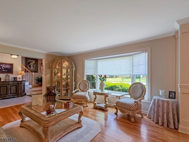 7 Vultee Dr, Florham Park Boro, NJ 07932