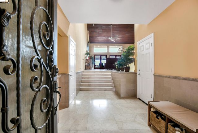 4761 Clipper Dr, Discovery Bay, CA 94505