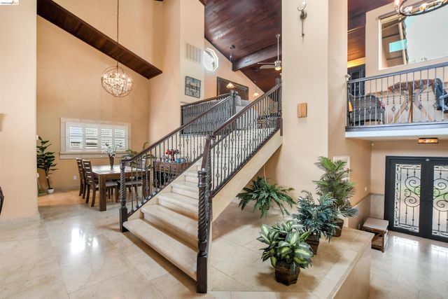 4761 Clipper Dr, Discovery Bay, CA 94505