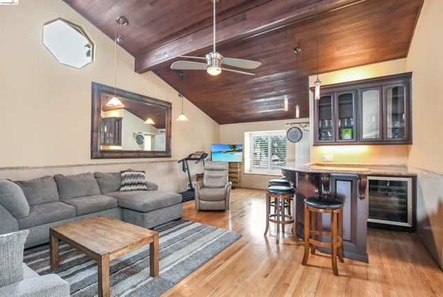 4761 Clipper Dr, Discovery Bay, CA 94505