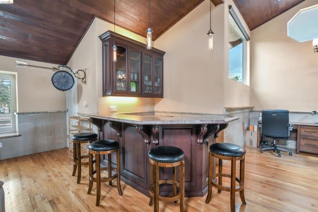 4761 Clipper Dr, Discovery Bay, CA 94505