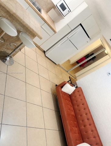 528 Meridian Avenue 202A, Miami Beach, FL 33139