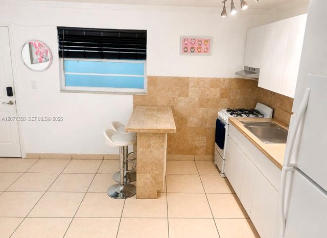 528 Meridian Avenue 202A, Miami Beach, FL 33139