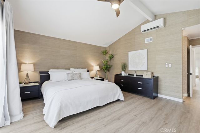 1530 Steinhart Avenue, Redondo Beach, CA 90278