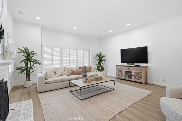 1530 Steinhart Avenue, Redondo Beach, CA 90278