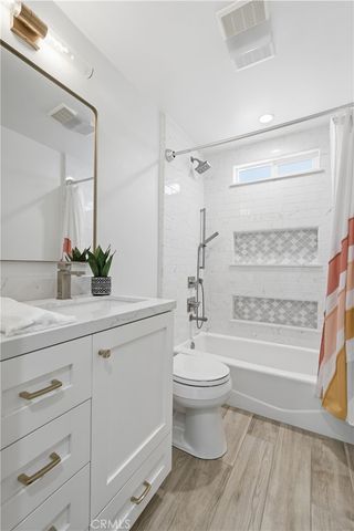 1530 Steinhart Avenue, Redondo Beach, CA 90278