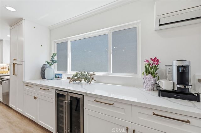 1530 Steinhart Avenue, Redondo Beach, CA 90278