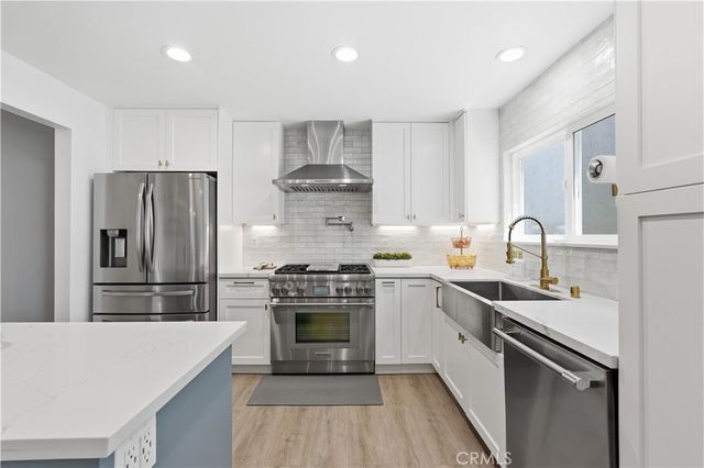1530 Steinhart Avenue, Redondo Beach, CA 90278