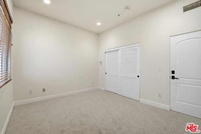 10913 Whipple Street 105, Toluca Lake (los Angeles), CA 91602