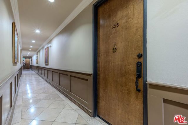 10913 Whipple Street 105, Toluca Lake (los Angeles), CA 91602