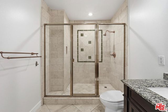 10913 Whipple Street 105, Toluca Lake (los Angeles), CA 91602