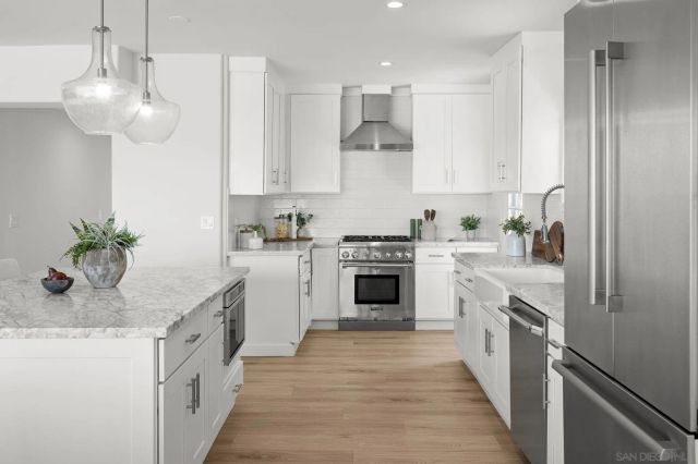 3611 Riviera, San Diego, CA 92109