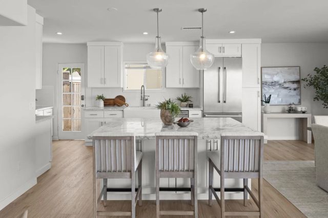 3611 Riviera, San Diego, CA 92109