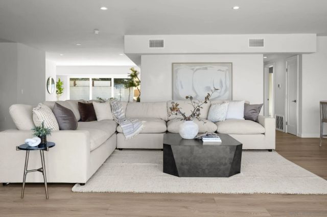 3611 Riviera, San Diego, CA 92109
