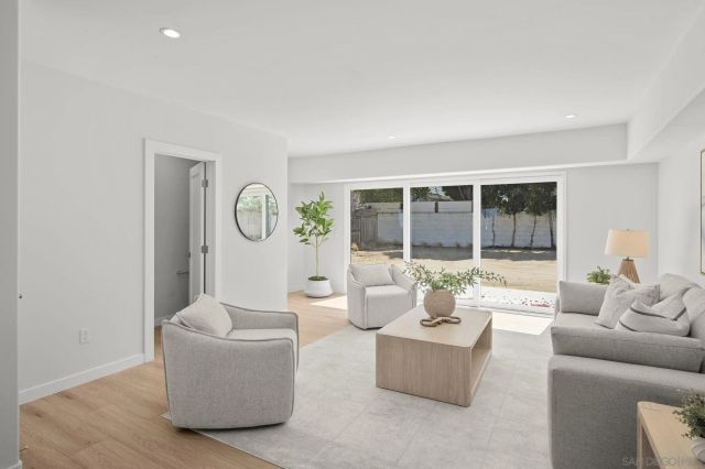 3611 Riviera, San Diego, CA 92109