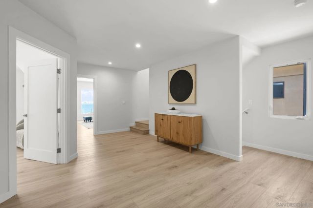 3611 Riviera, San Diego, CA 92109