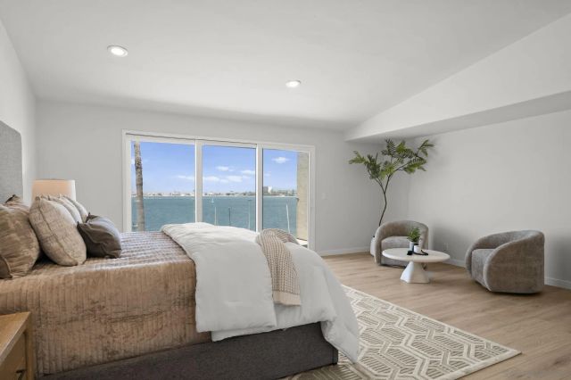 3611 Riviera, San Diego, CA 92109
