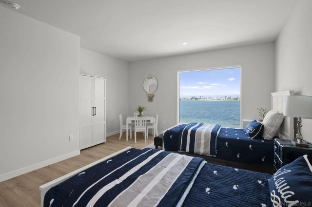 3611 Riviera, San Diego, CA 92109