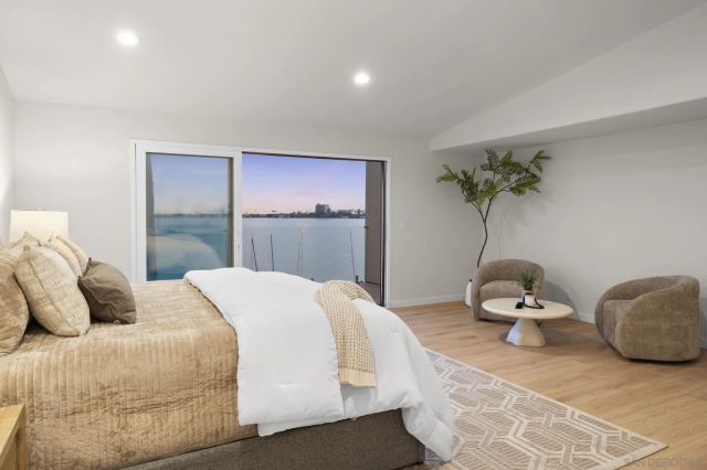 3611 Riviera, San Diego, CA 92109