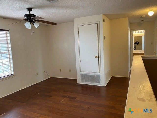 2411 Dennis Street, Copperas Cove, TX 76522